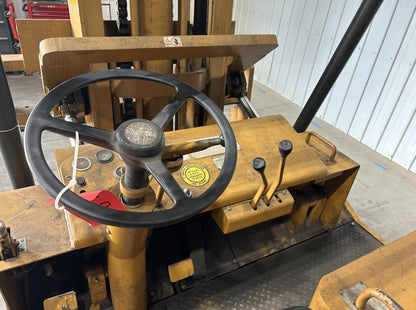 25,000 lb Cat Forklift For Sale