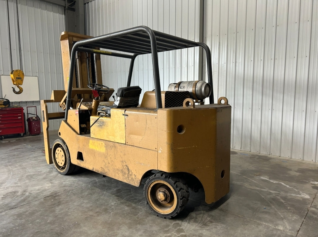 25,000 lb Cat Forklift For Sale