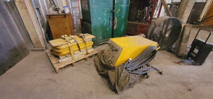 400 Ton Riggers MFG Hydraulic Gantry For Sale
