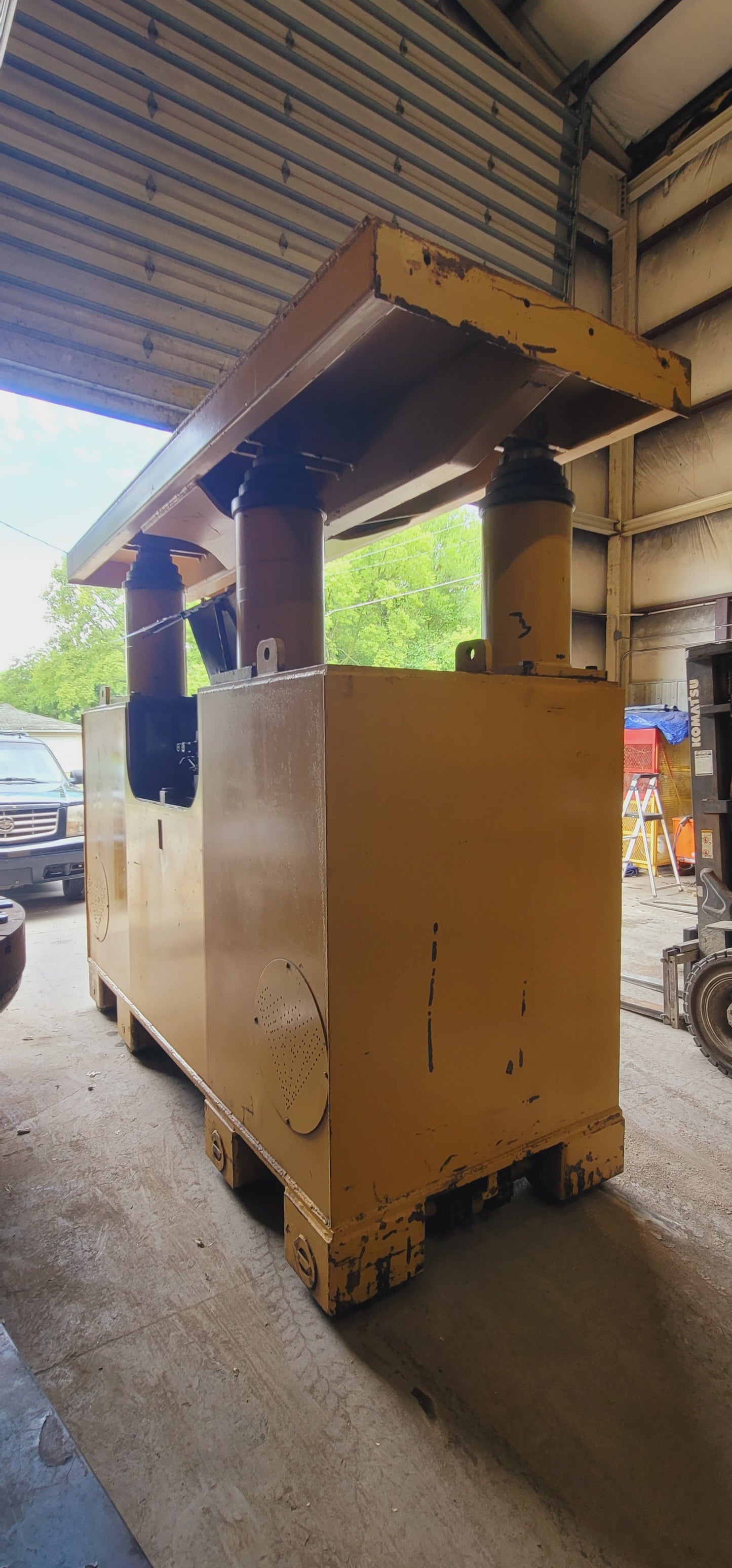 400 Ton Riggers MFG Hydraulic Gantry For Sale