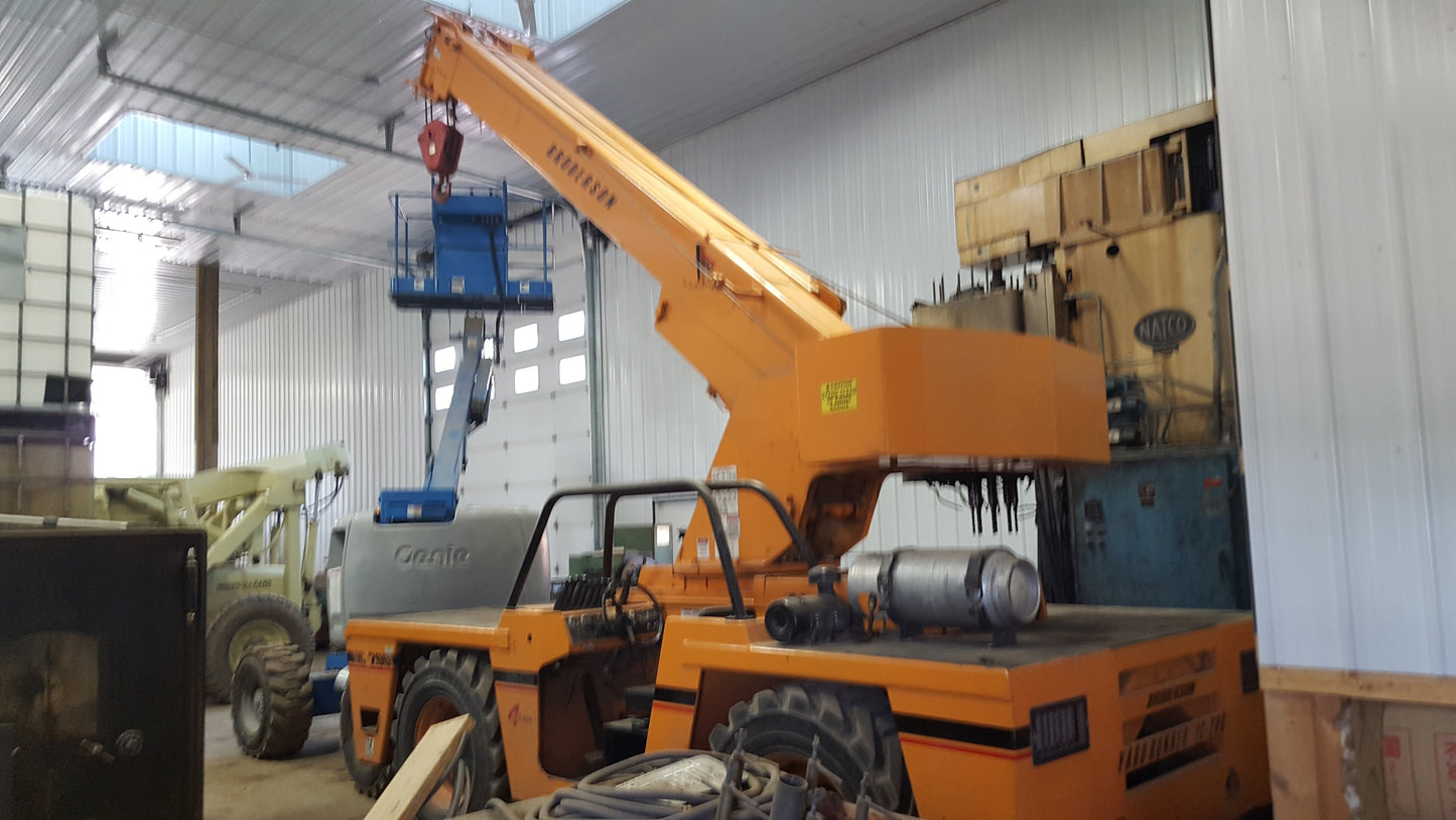 15 Ton Capacity Broderson Carry-Deck Crane For Sale