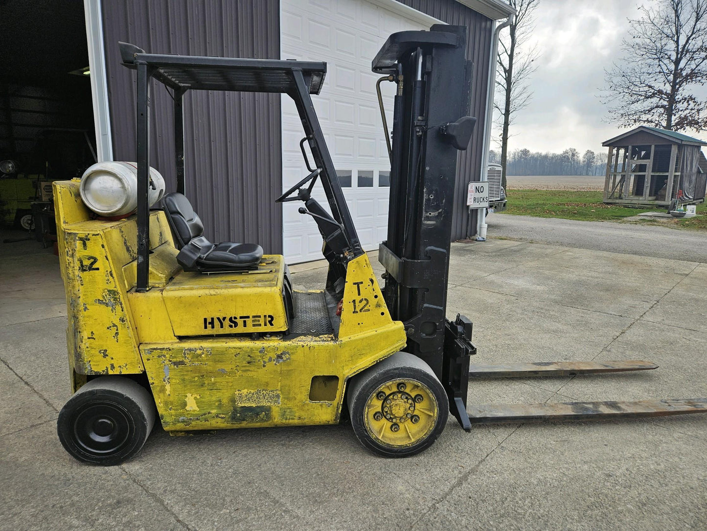 12,000 lb Hyster Box Car Special Forklift For Sale