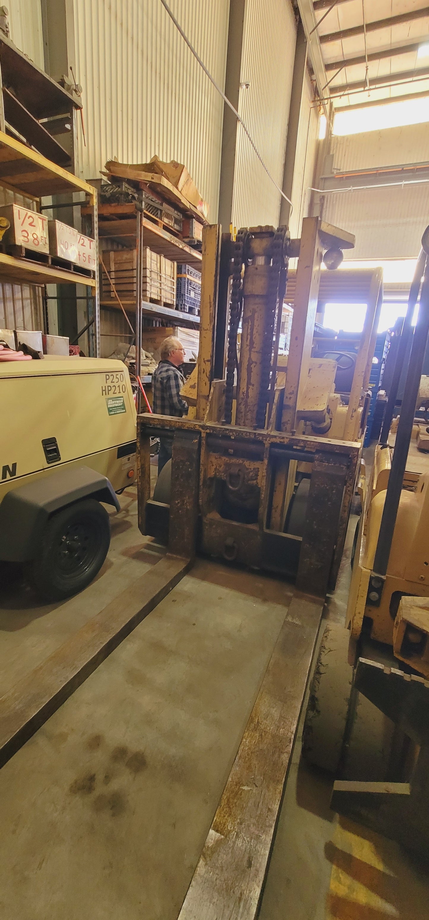30,000 lb Cat T300 Forklift For Sale