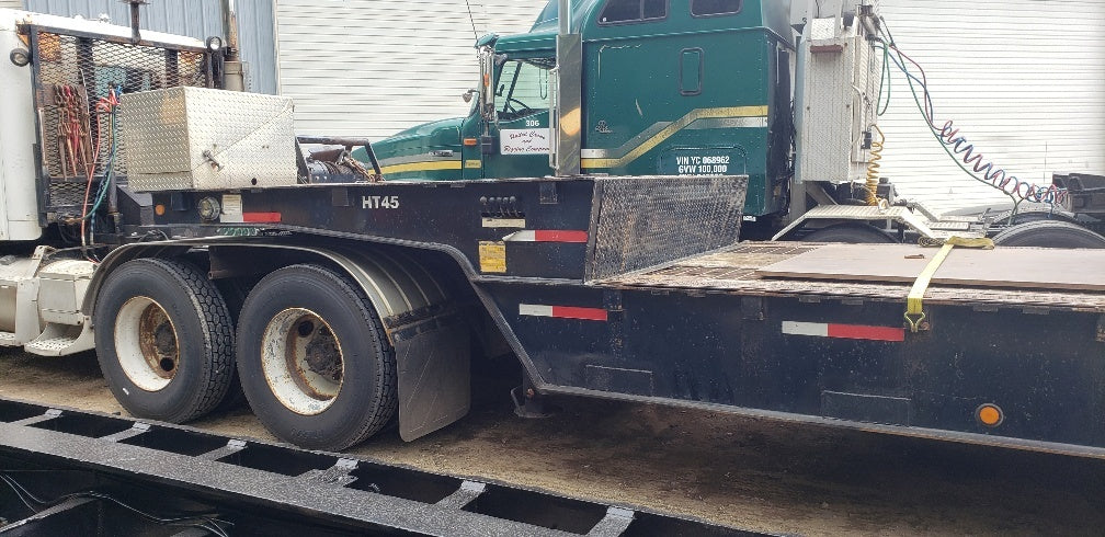 1999 Trail Eze Beaver Tail Trailer For Sale