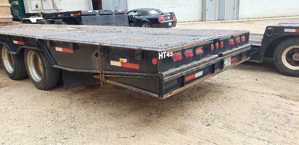 1999 Trail Eze Beaver Tail Trailer For Sale