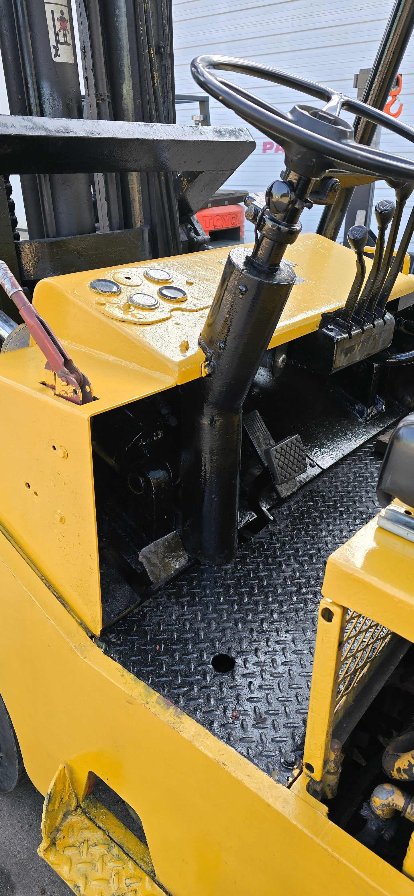 22,000 lb Cat Forklift For Sale