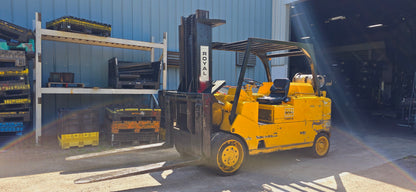 30,000 lb Royal T300 Forklift For Sale