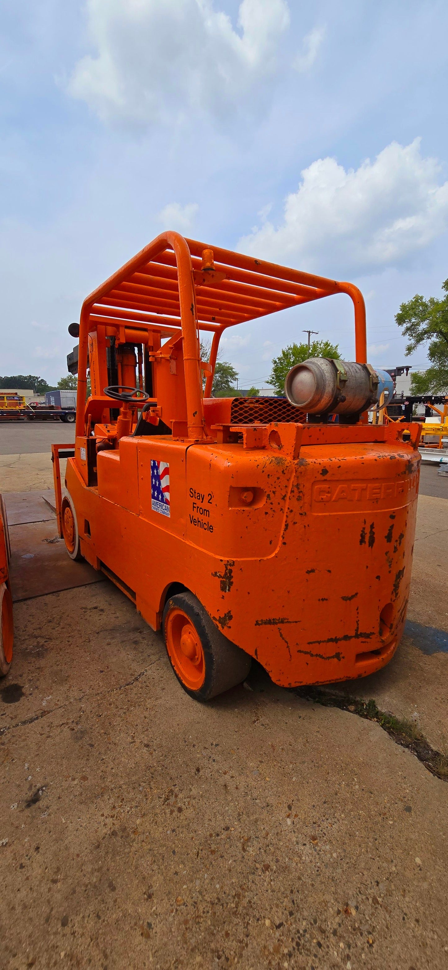30,000 lb Cat T300 Forklift For Sale