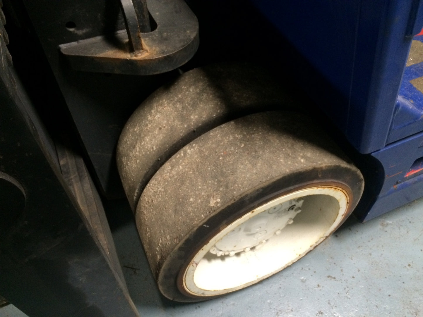 40,000lb. to 60,000lb. 40/60 Electric Versa Lift For Sale