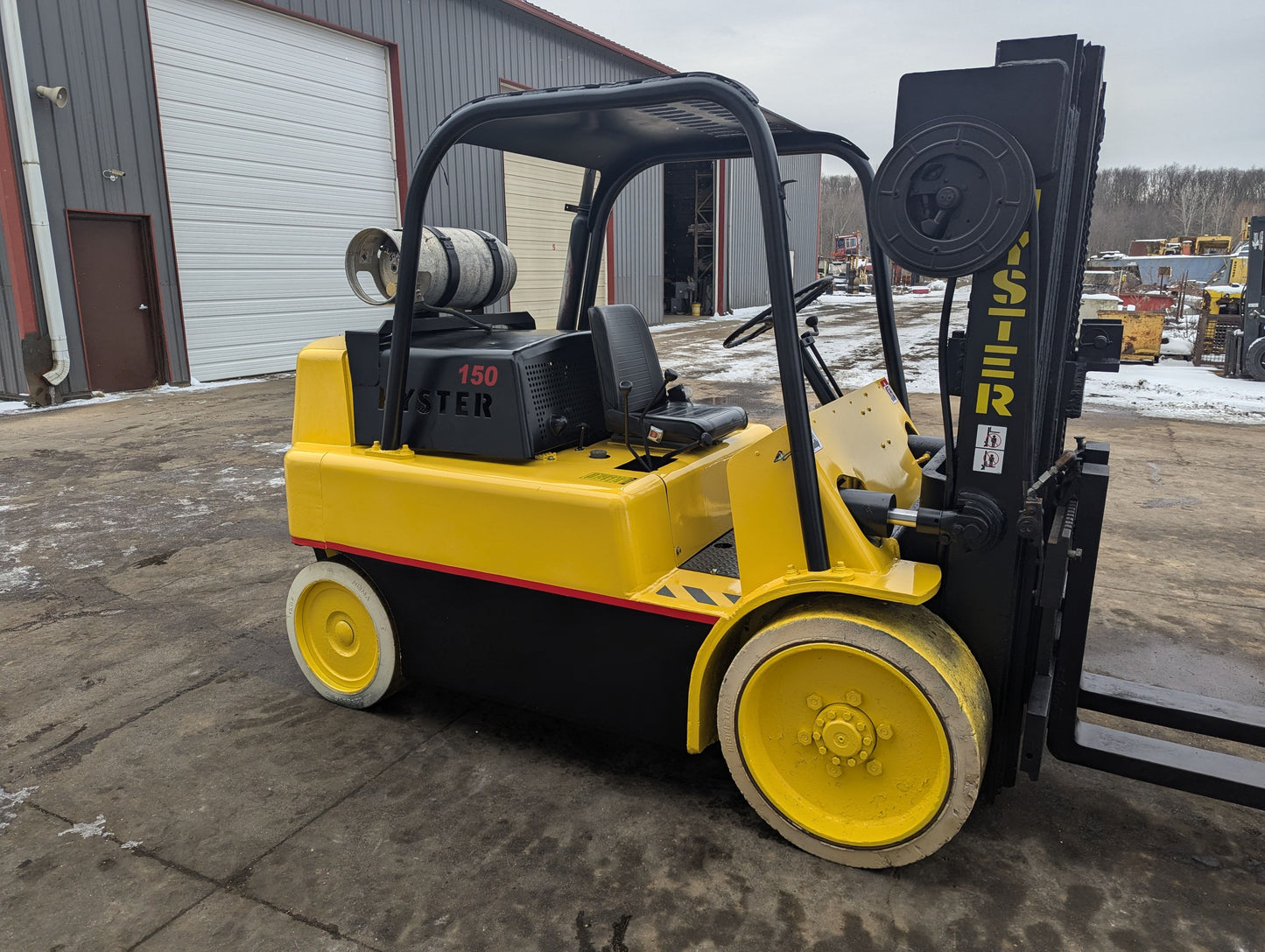 15,000 lb Hyster Forklift For Sale