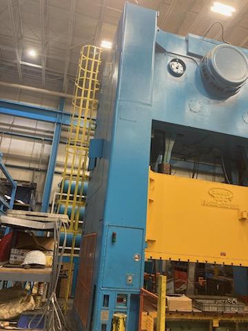 1,000 Ton Danly Straight Side Eccentric Press For Sale