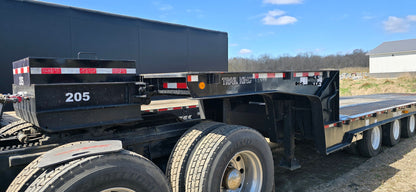 Trail King Hydraulic Beaver Tail Trailer For Sale