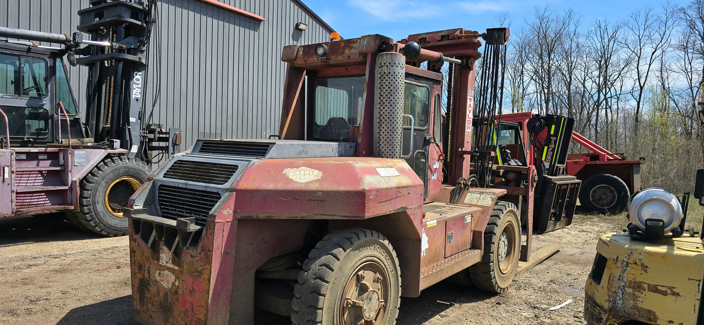 30,000 lb Taylor Forklift For Sale