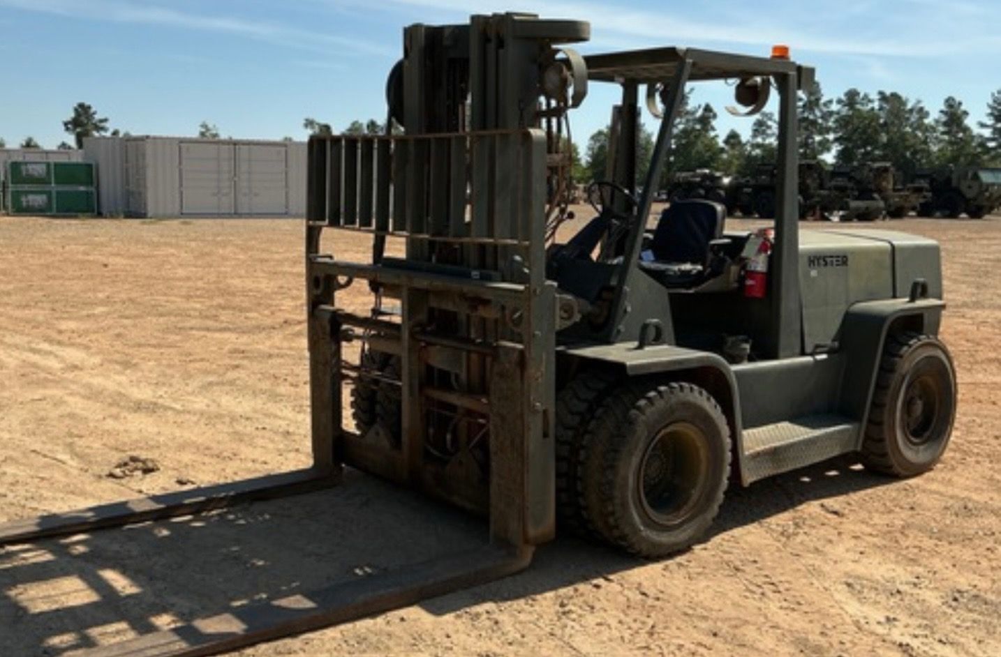 15,500 lb Hyster Forklift - Model H155XL - For Sale