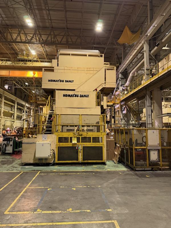 1,200 Ton Danly Komatsu Transfer Press For Sale