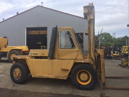 12.5 Ton Forklift For Sale CAT V250 Air Tire