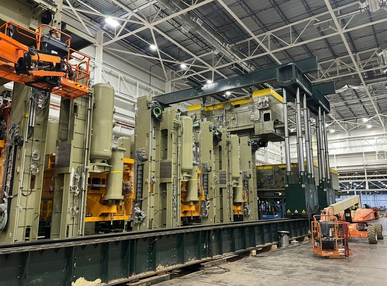 1,200 Ton Riggers Manufacturing Gantry For Sale