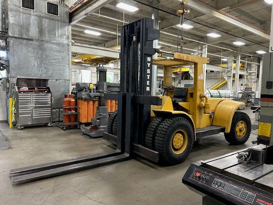 30,000 lb Hyster H300 Forklift For Sale