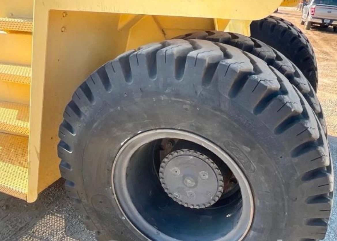 45,000 lb Hyster Forklift For Sale