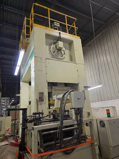 300 Ton Komatsu Press For Sale