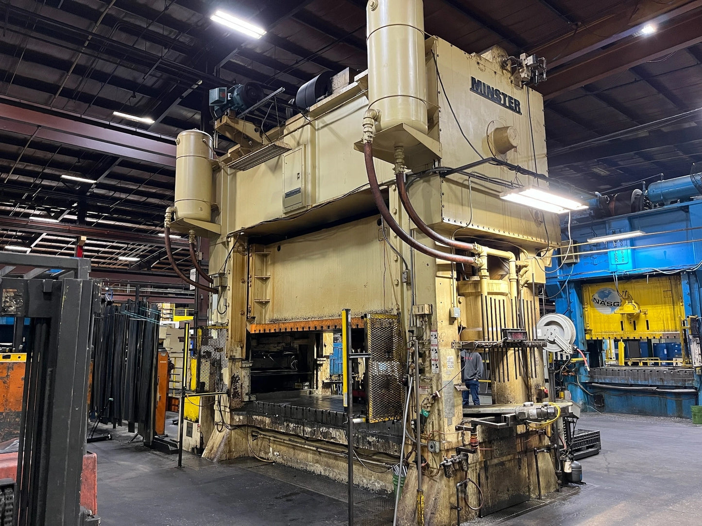 600 Ton Minster Straight Side Press For Sale