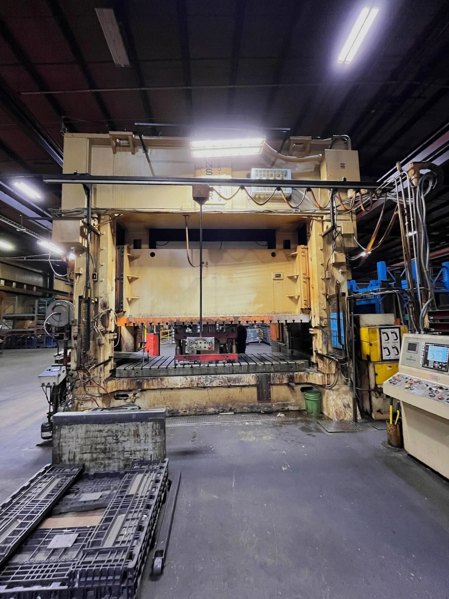 600 Ton Minster Straight Side Press For Sale