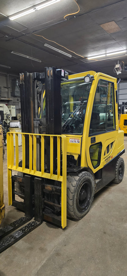 6,000 lb Hyster Forklift For Sale
