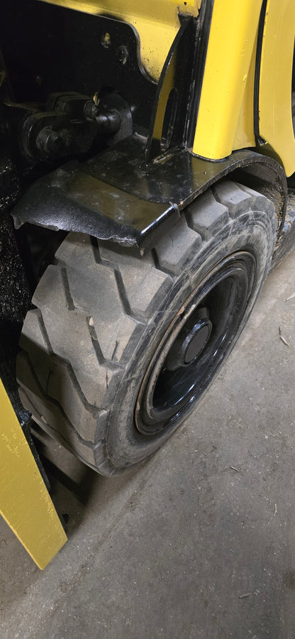 6,000 lb Hyster Forklift For Sale
