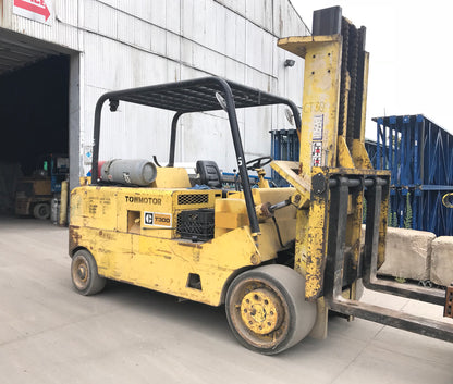 30,000lb CAT T300 Forklift For Sale 15 Ton