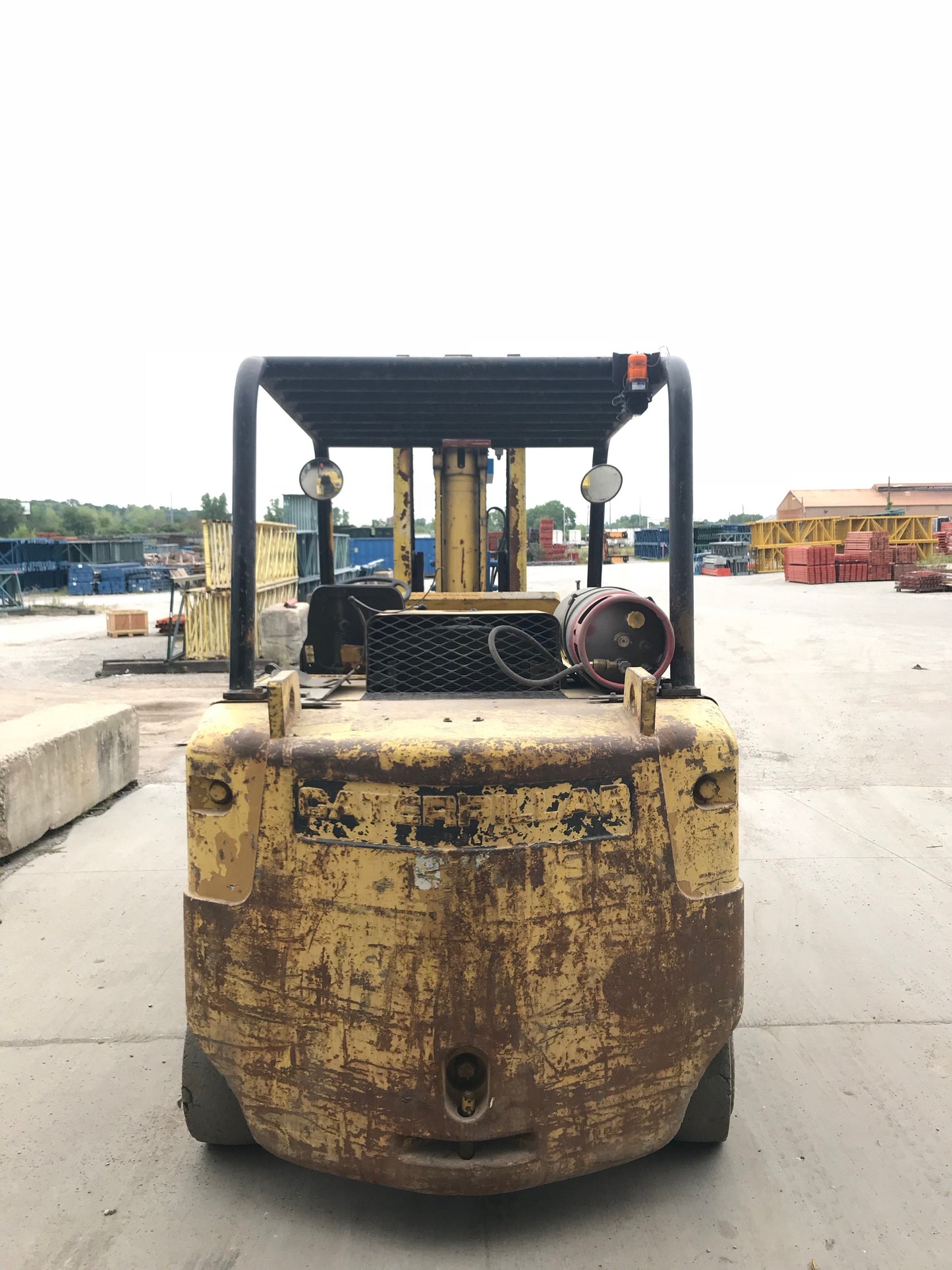 30,000lb CAT T300 Forklift For Sale 15 Ton
