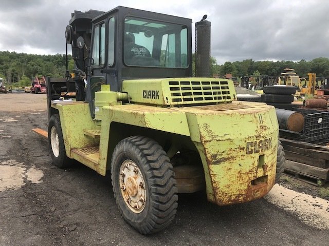 25000lb Clark Forklift For Sale 12.5 Ton