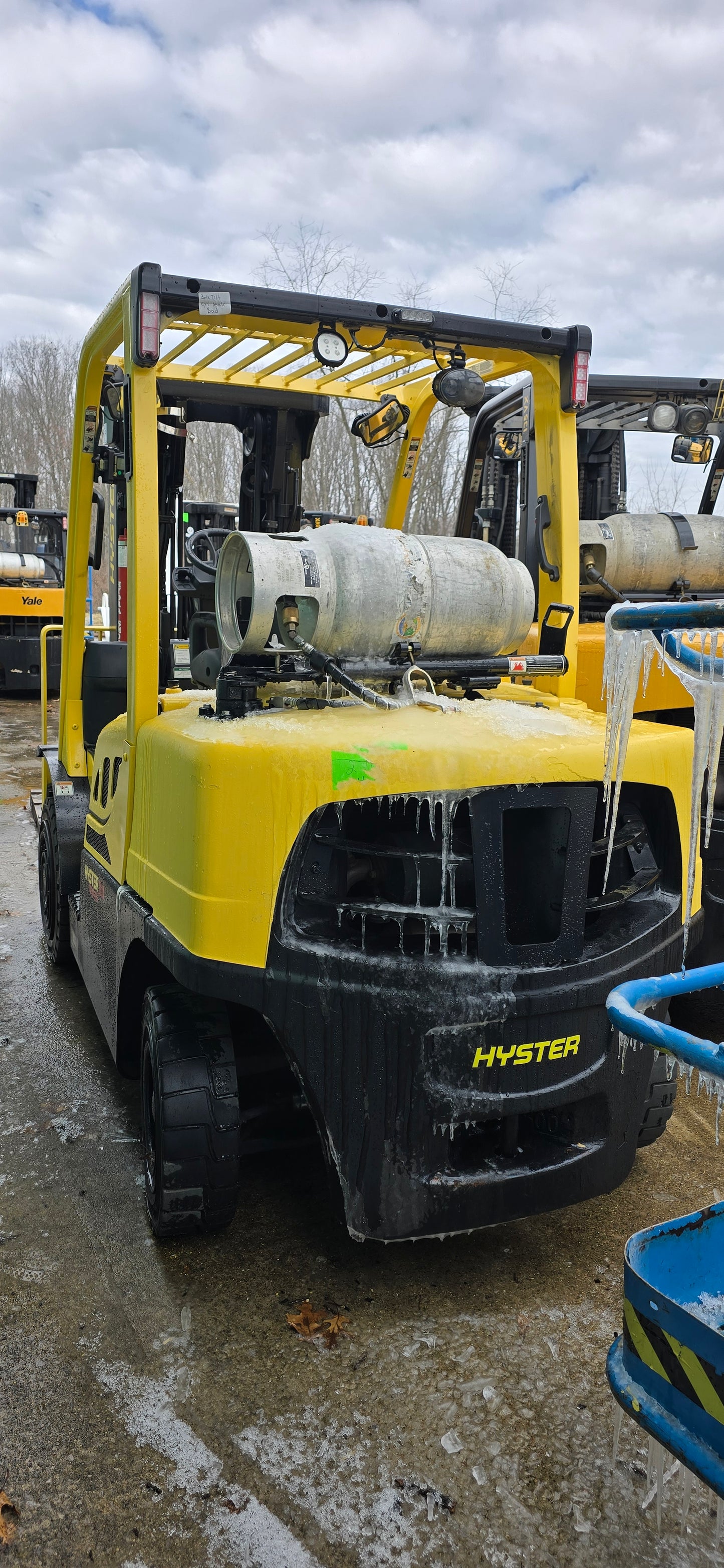 8,000 lb Hyster Forklift For Sale