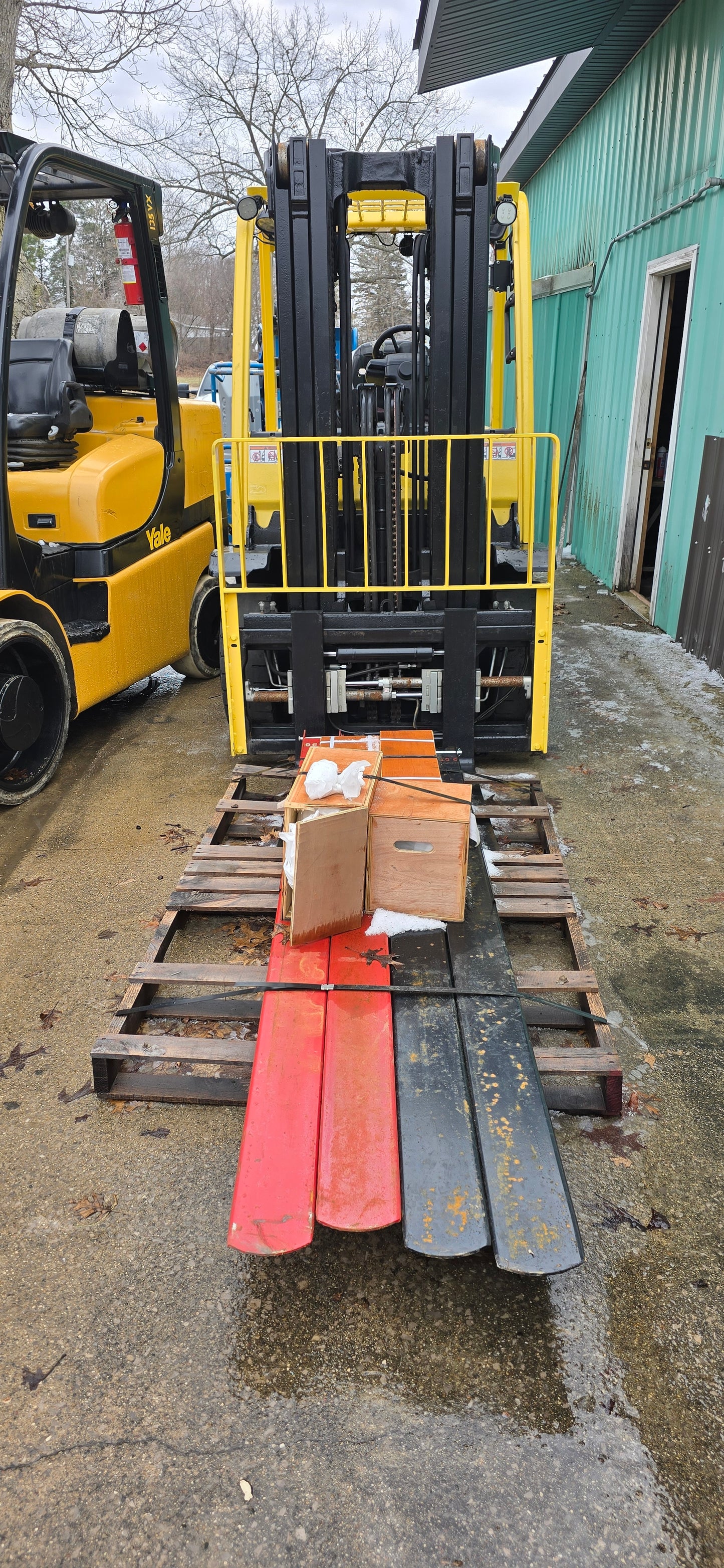 8,000 lb Hyster Forklift For Sale