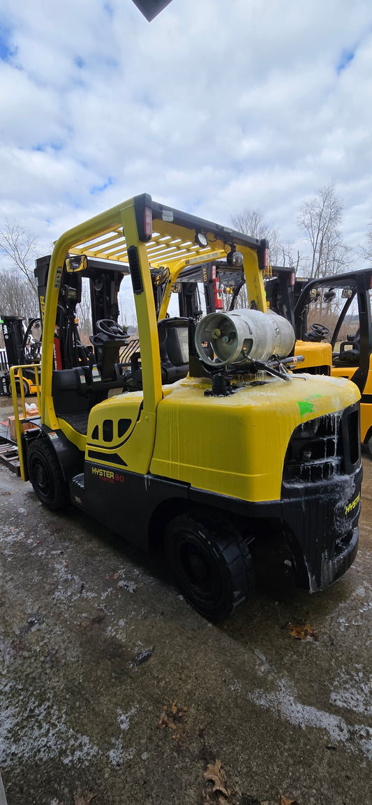 8,000 lb Hyster Forklift For Sale