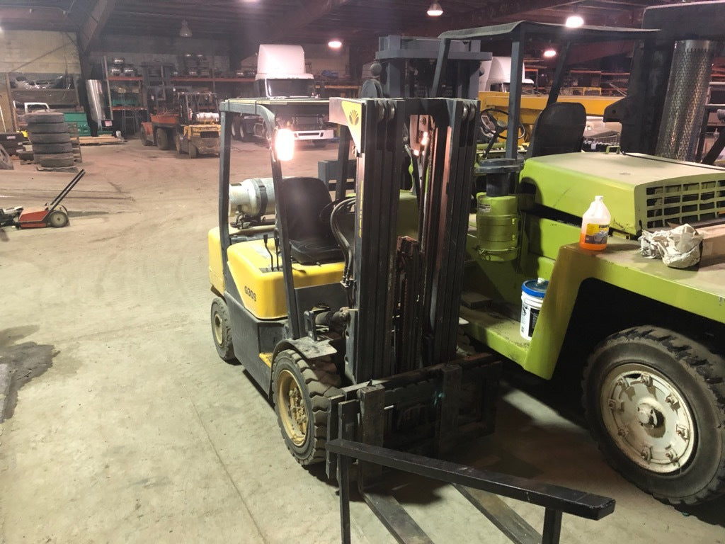 15 Ton Clark Forklift For Sale