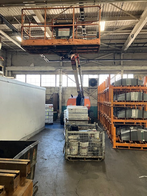 JLG 60' Manlift For Sale