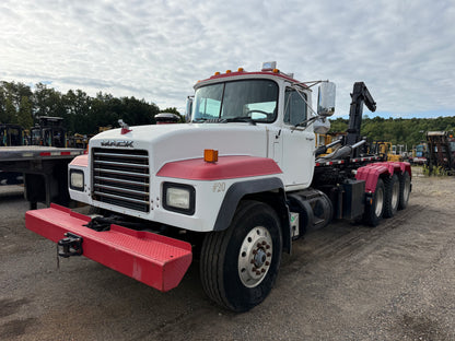 2002 Mack Hook Truck